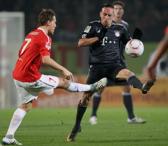 尼克斯vs魔术首发：班凯罗PK布伦森，唐斯缺席（尼克斯战魔术首发出炉：班凯罗对决布伦森，唐斯缺阵）