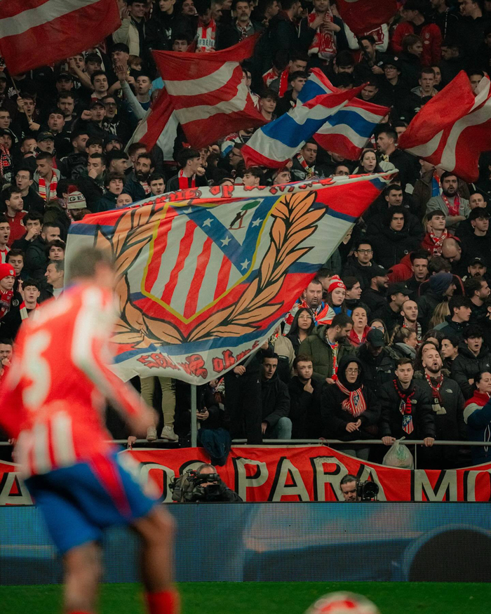 佩德里：还有2场欧冠联赛要尽可能多拿分；我们都很爱阿劳霍（佩德里：欧冠剩余两战尽力多拿分；大家都很爱阿劳霍）